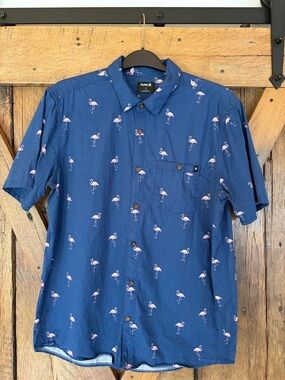 Hurley Large Navy Short-Sleeve Button-Down with Pink Flamingo Print